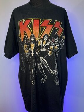 KISS Graphic Band Tee Black Vintage Style Rock Shirt Size Large